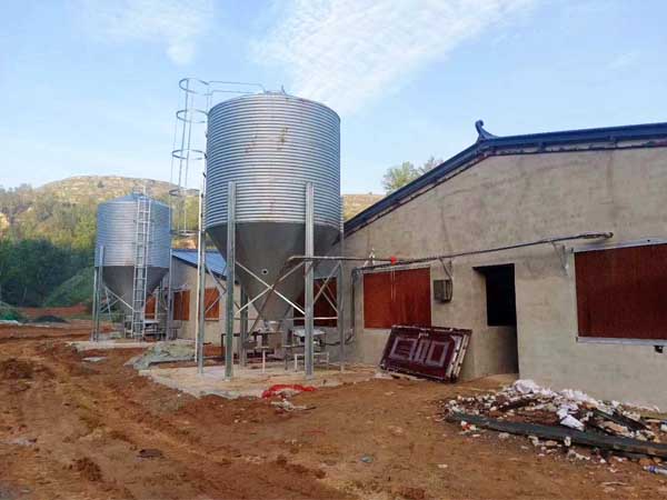 熱鍍鋅料塔與冷鍍鋅料塔的區(qū)別是什么？